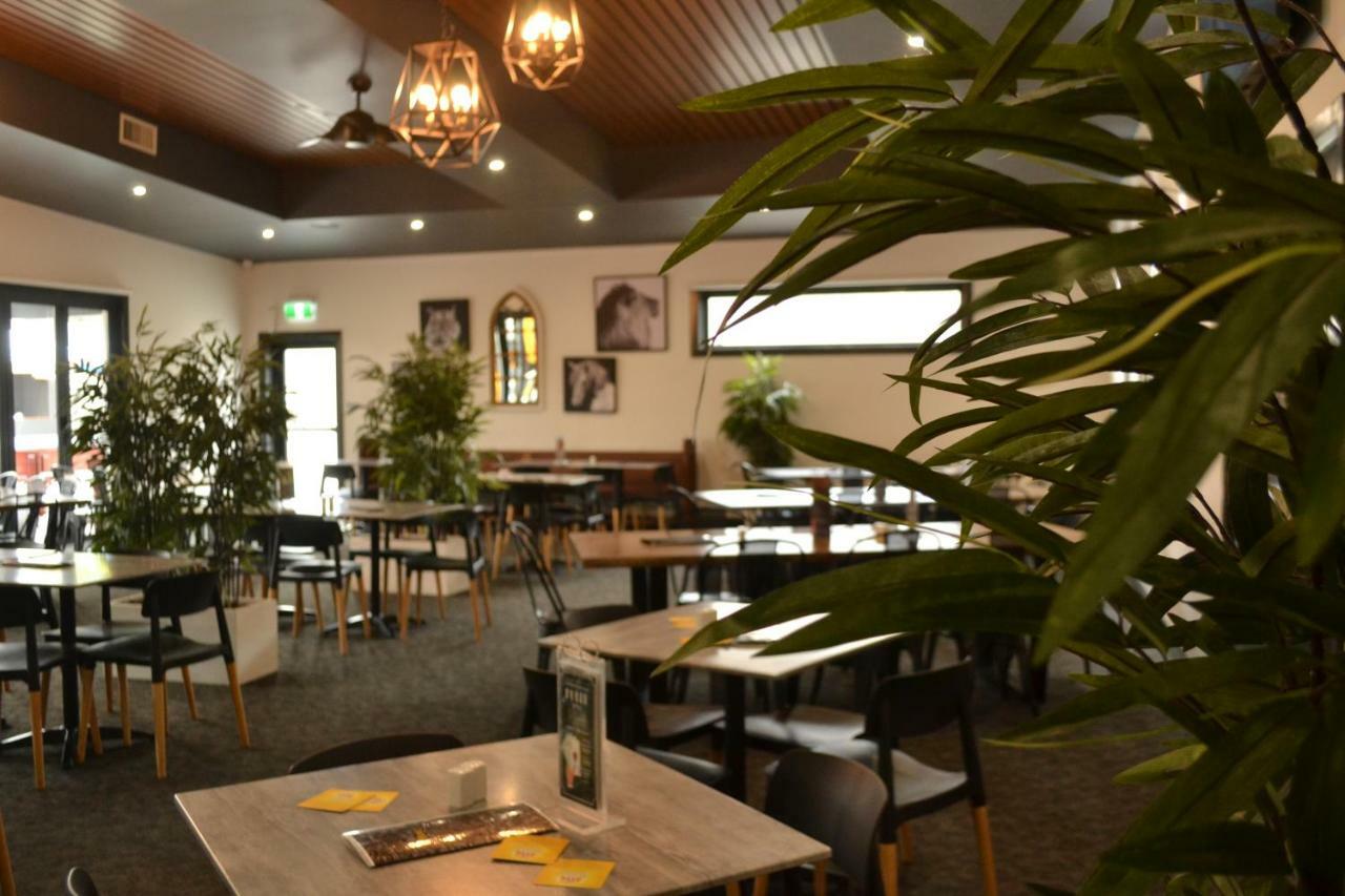 Garden Hotel ダボ エクステリア 写真
